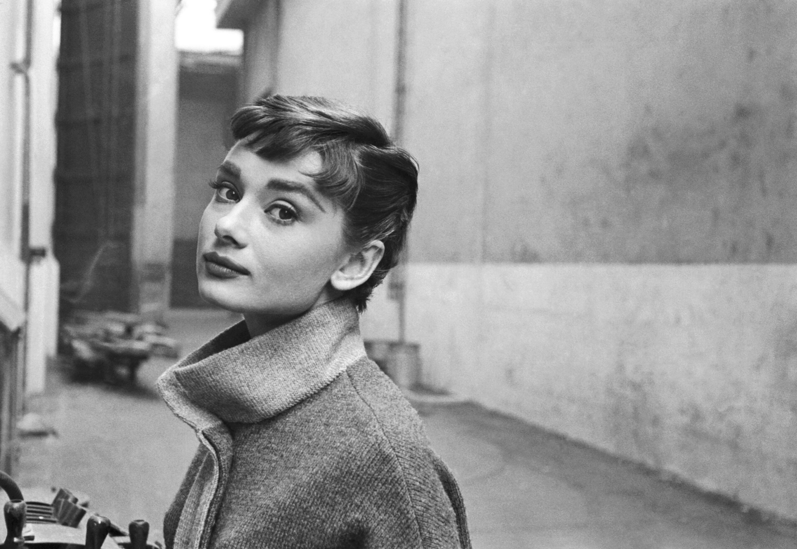 Audrey Hepburn 1954 © 2007 Mark Shaw