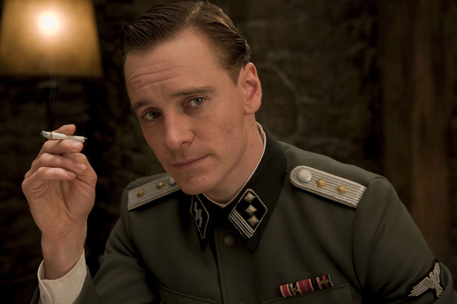 Jako oficer brytyjski w "Bękartach wojny" Quentina Tarantino