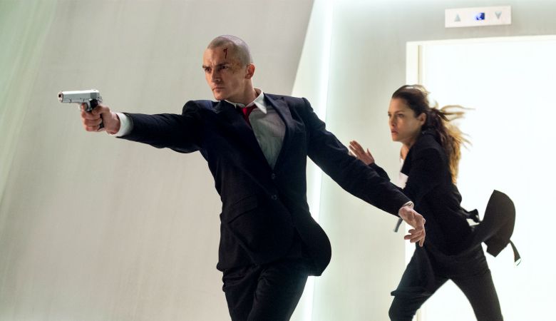 DF-04496_04515_R -- Agent 47 (Rupert Friend) and Katia (Hannah Ware) are on the run in “Hitman: Agent 47."