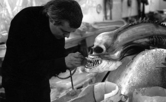 hr-giger-alien-on-set-10