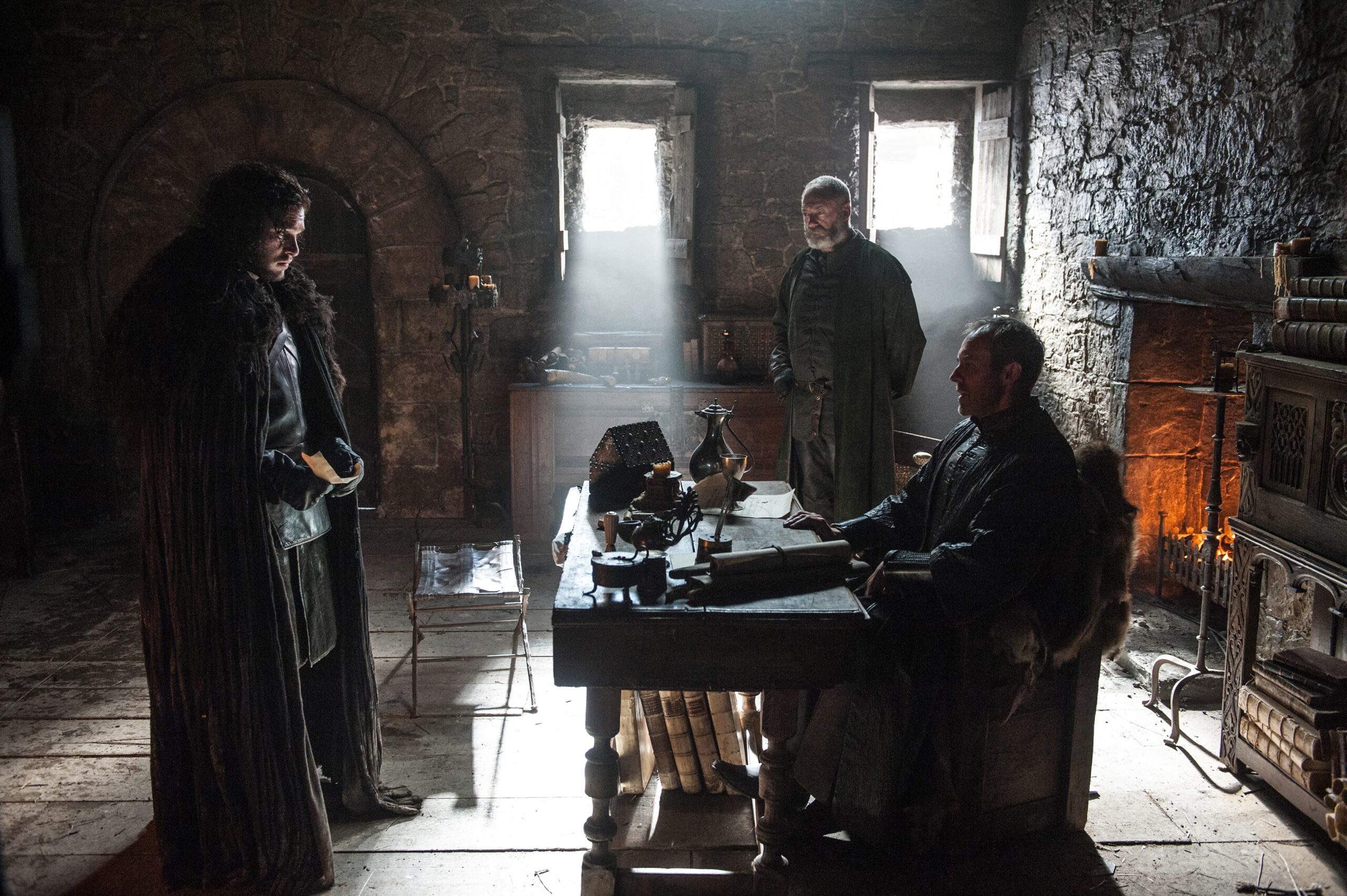 Stannis_Baratheon_in_Castle_Black_with_Jon_Snow