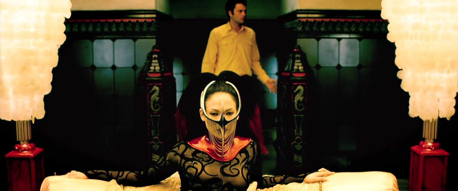 jlo-cell-mask