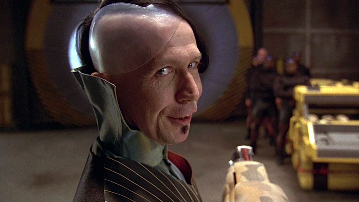 Gary Oldman w filmie "Piąty element"