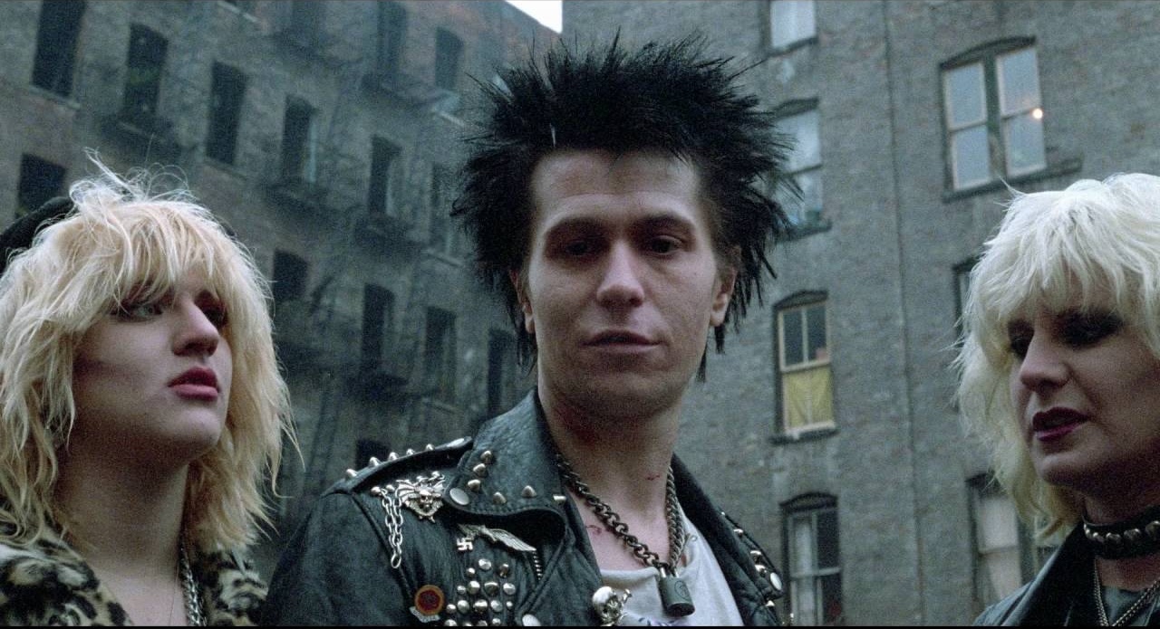 Gary Oldman w filmie "Sid i Nancy"