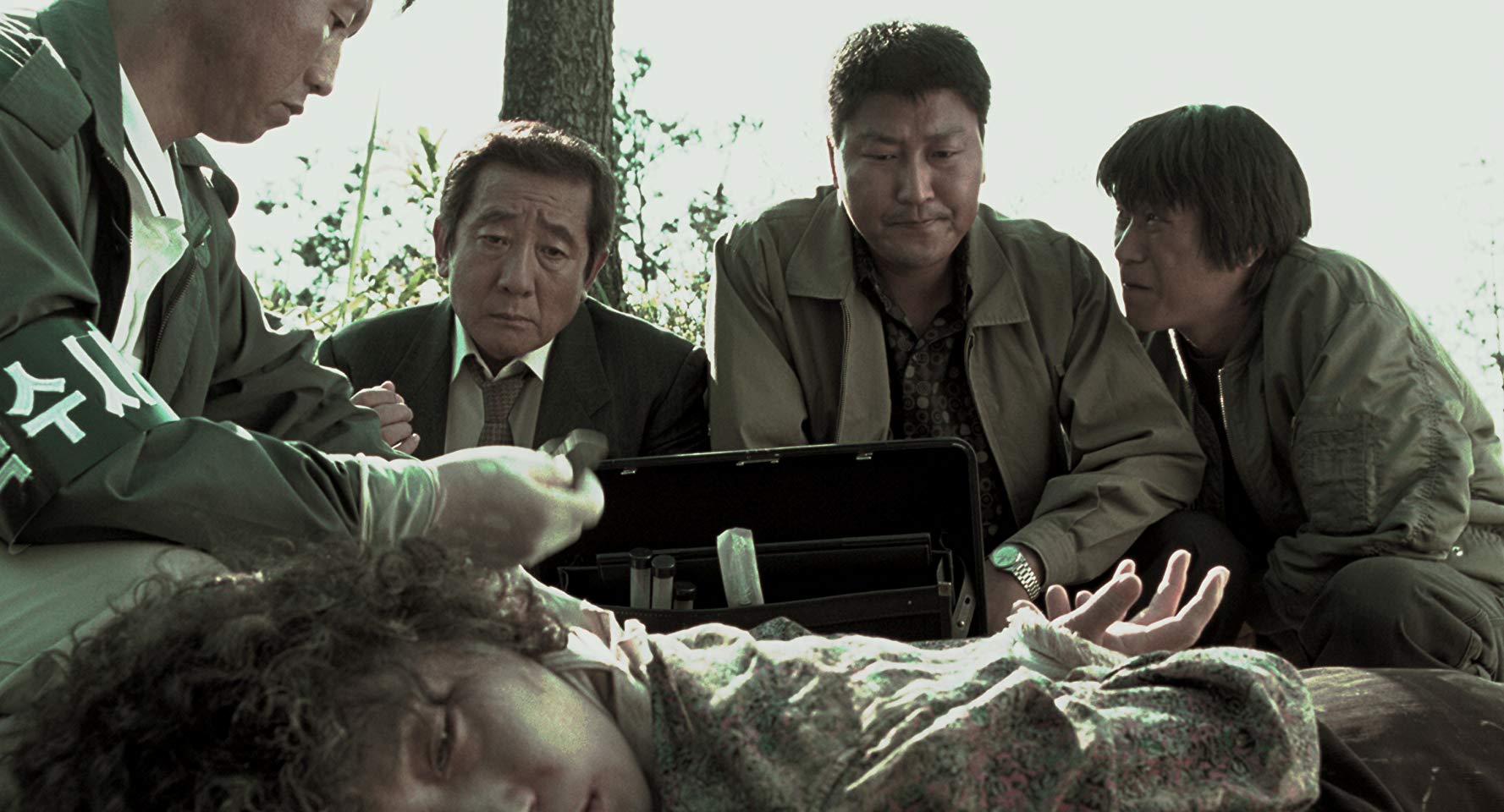 morderstwa z hwaesong joon ho bong film o seryjnym mordercy