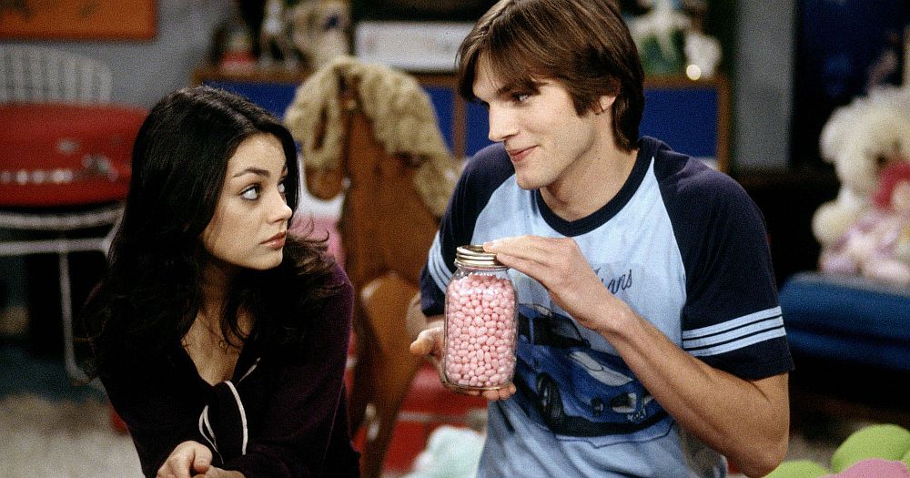 kutcher kunis rozowe lata siedemdziesiate
