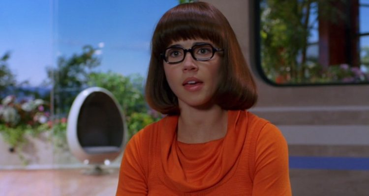 Linda Cardellini skomentowała wieść, że VELMA ze “Scooby’ego-Doo” jest lesbijką