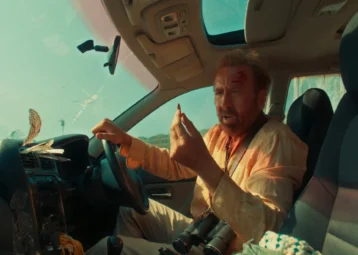 Nicolas Cage w filmie "The Surfer" (2024, reż. Lorcan Finnegan)