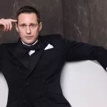 Alexander Skarsgård