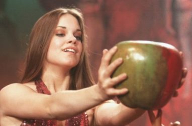 the apple