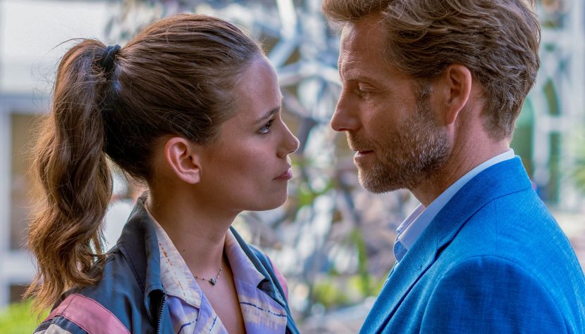 Wkrótce polska premiera serialu CANNES CONFIDENTIAL. O czym opowie?