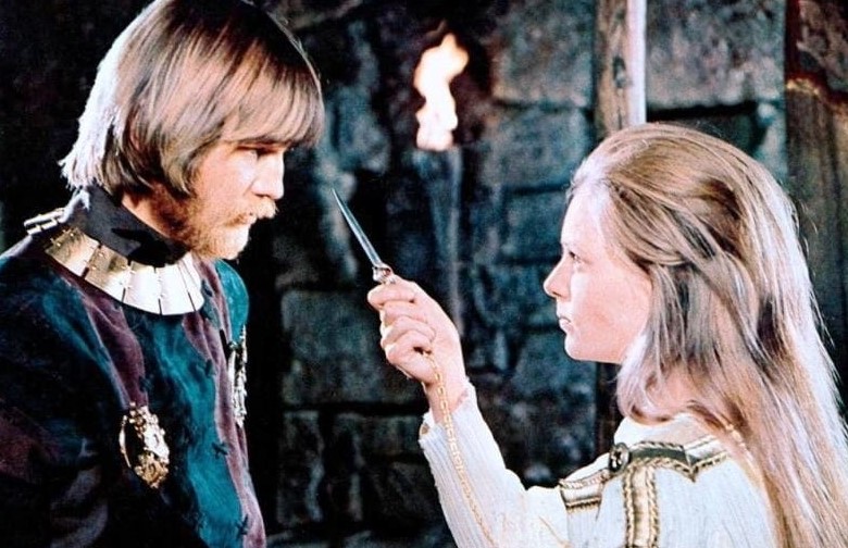 Michael York i Prunella Ransome w filmie "Alfred Wielki" (1969)