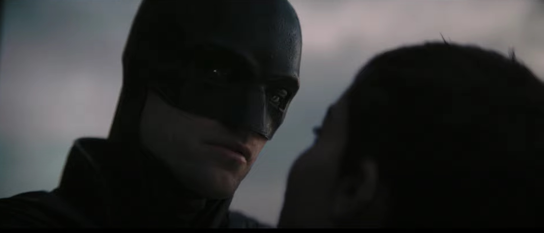 BATMAN Roberta Pattinsona na nowym zdjęciu z filmu Matta Reevesa