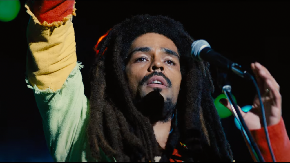BOB MARLEY: ONE LOVE. Bob Marley wielkim rastafarianinem był [RECENZJA]