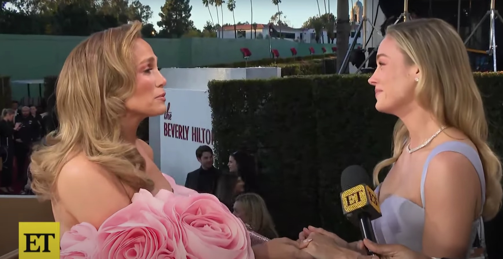 BRIE LARSON wzruszona pierwszym spotkaniem z Jennifer Lopez. Zobaczcie nagranie