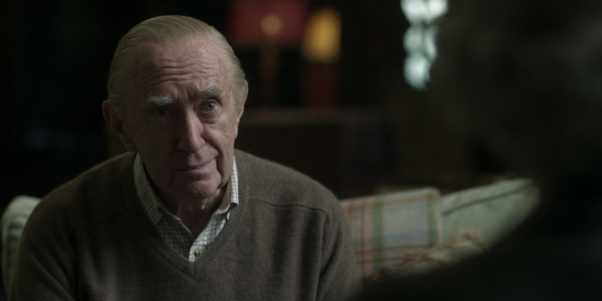 Co zostawi po sobie THE CROWN? Jonathan Pryce komentuje pracę nad finałowymi odcinkami