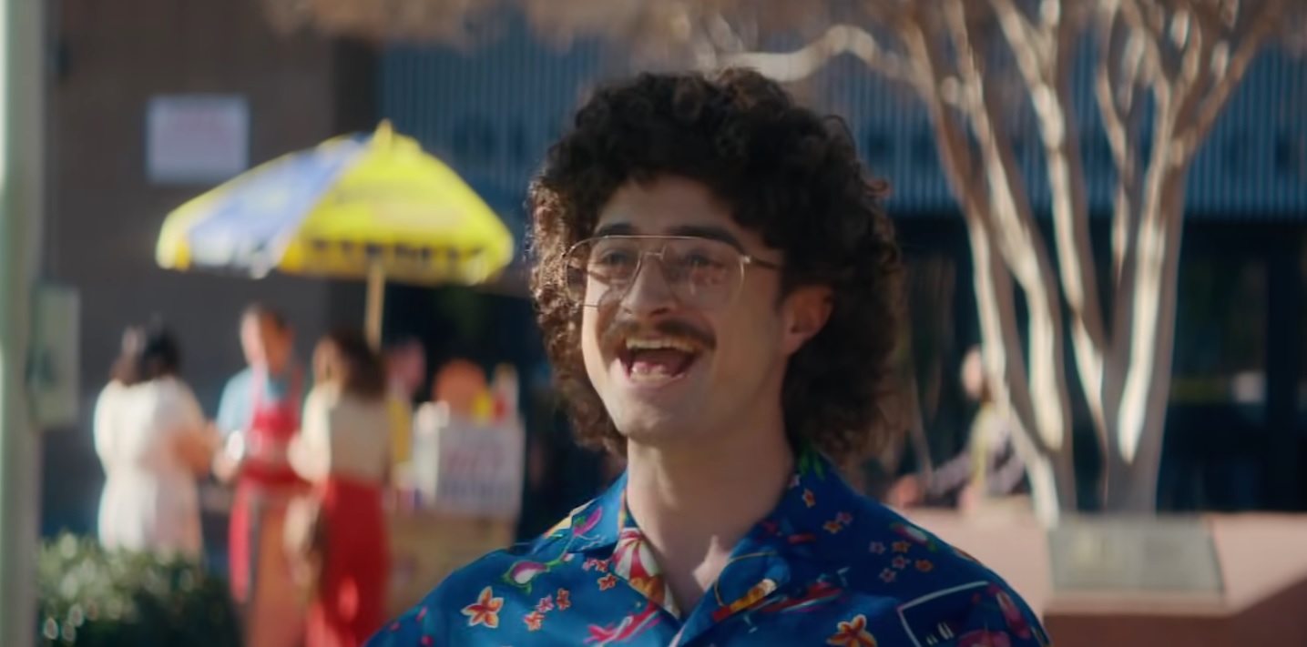 DANIEL RADCLIFFE jako "Weird Al" Yankovic w pierwszym zwiastunie biografii muzyka