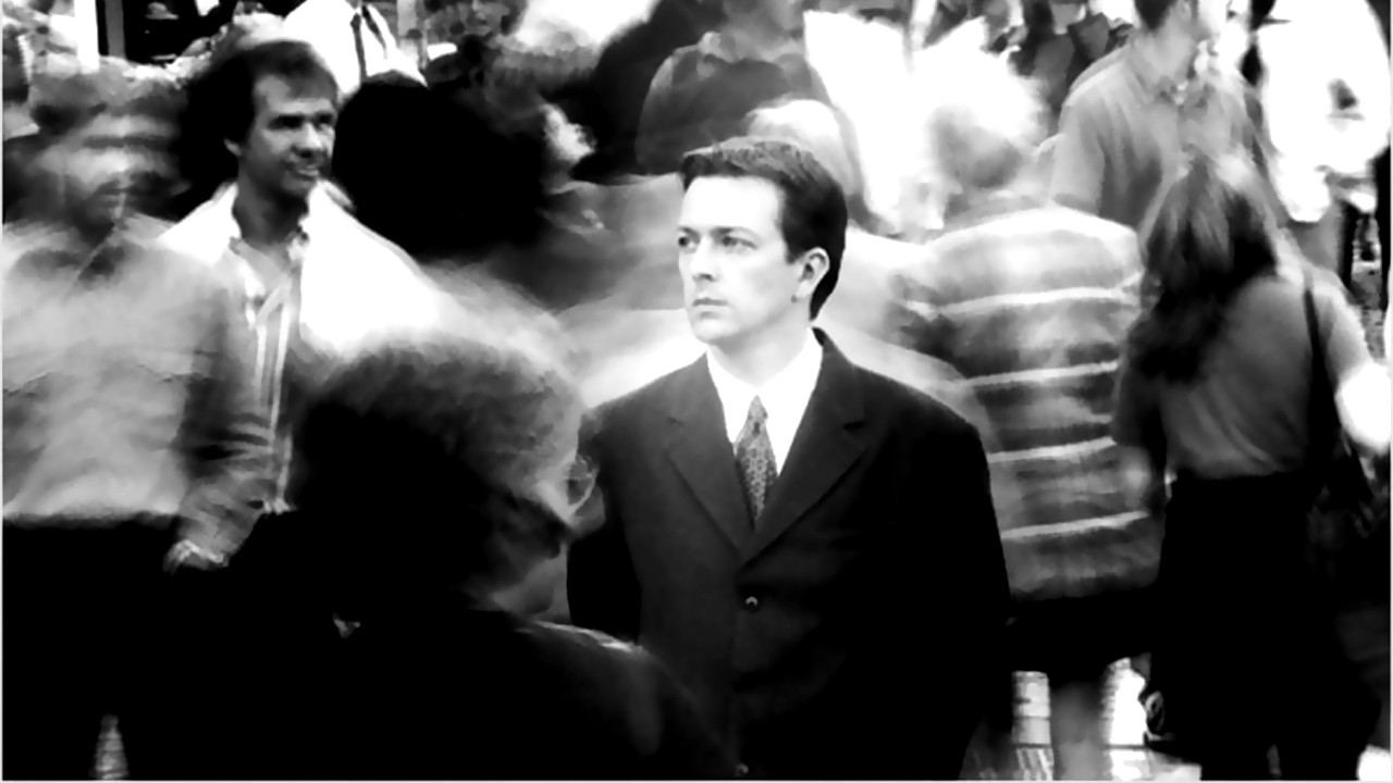 FOLLOWING (ŚLEDZĄC). Christopher Nolan debiutuje w filmie pełnometrażowym