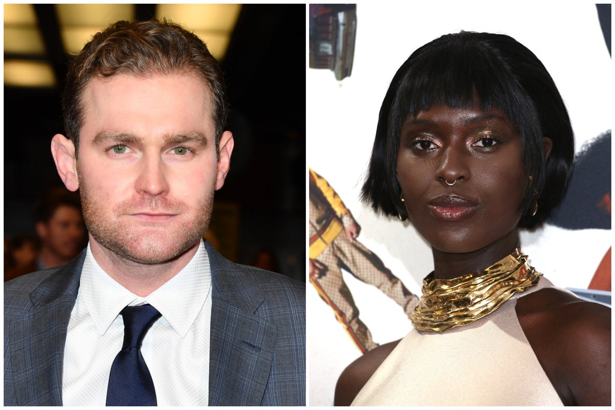 JODIE TURNER-SMITH i MARK STANLEY jako Anna Boleyn i Henryk VIII na nowym promocyjnym zdjęciu