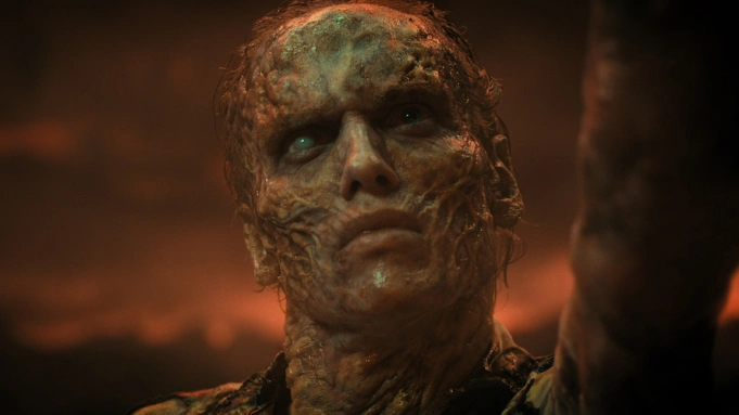 Jamie Campbell Bower "rozumie i kocha" Vecnę ze STRANGER THINGS. Aktor mówi o swojej postaci