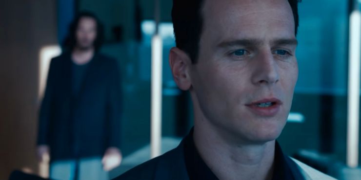 Jonathan Groff uderzył głową KEANU REEVESA o ścianę podczas kręcenia sceny walki z nowego "Matrixa"