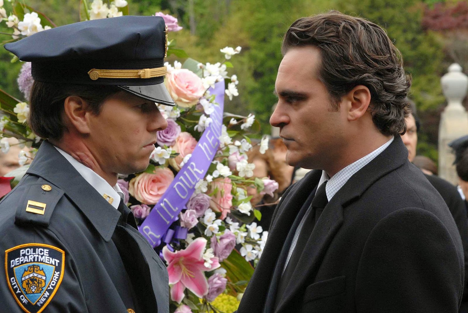 KRÓLOWIE NOCY. Joaquin Phoenix w pełnokrwistym kinie sensacyjnym