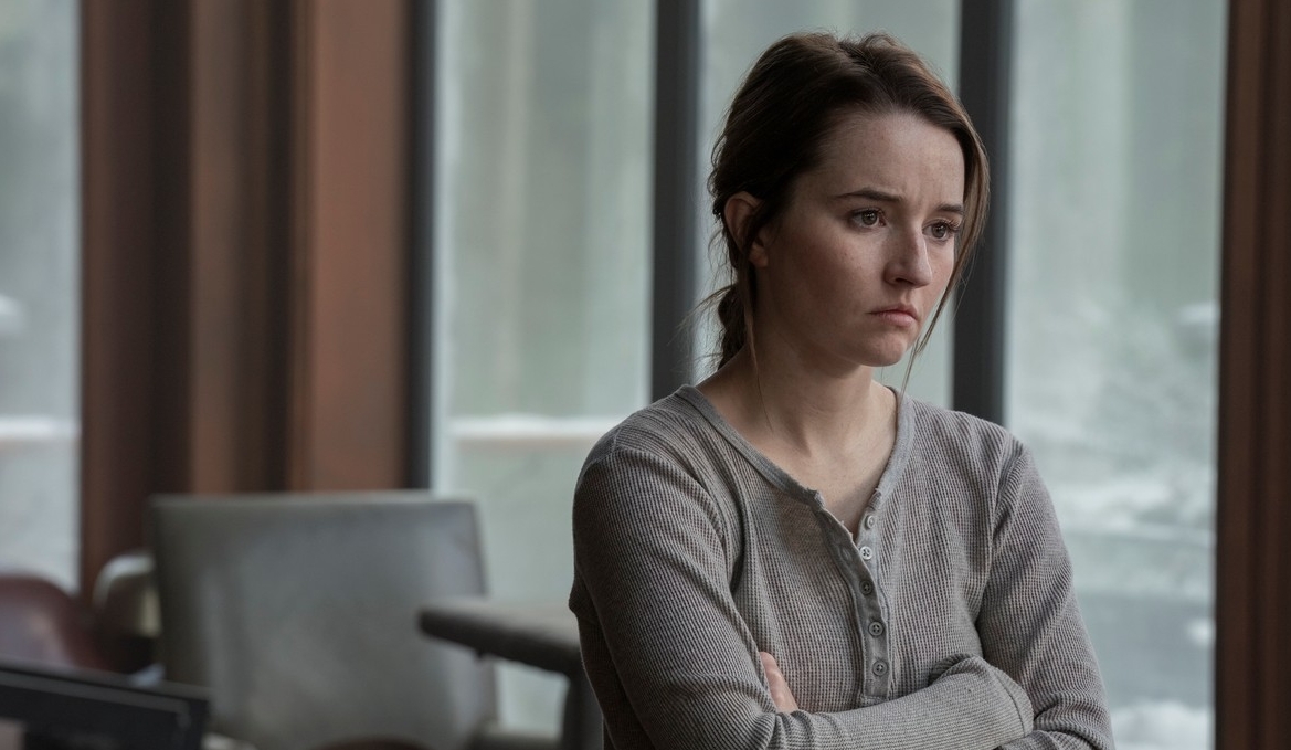 Kaitlyn Dever kręciła TĘ scenę z "The Last of Us" kilka dni po pogrzebie mamy. Aktorka opowiada