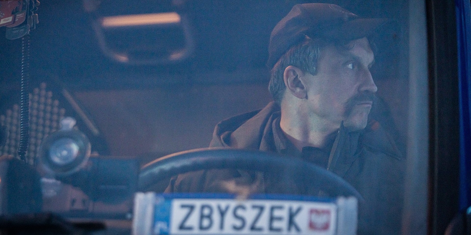 Kierowca Zbyszek z serialu EMIGRACJA XD dostanie własny serial. Ruszają zdjęcia