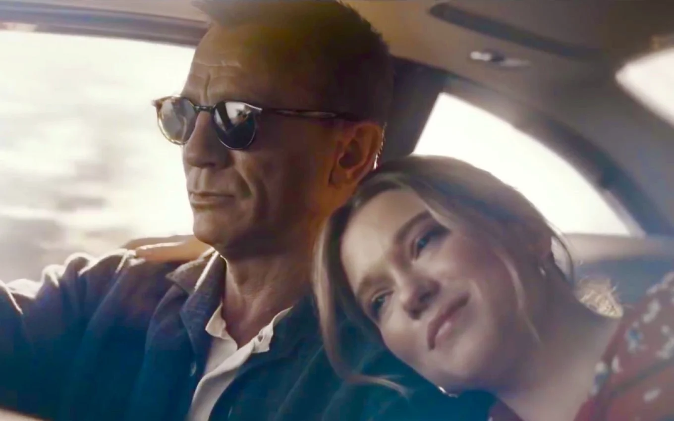Komik Bill Maher krytykuje fakt, że JAMES BOND współcześnie nie jest kobieciarzem. "Żałosne"