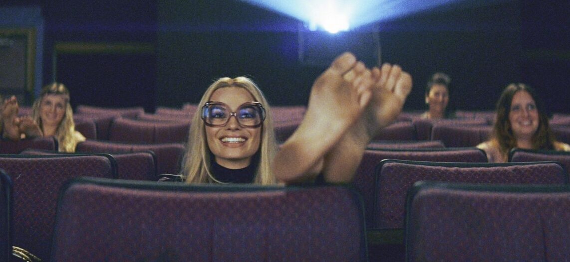 MARGOT ROBBIE o kulisach sceny z kina w filmie Tarantino: "Quentin nie chciał, żebym myła stopy"
