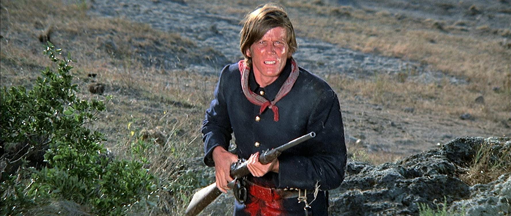 NIEBIESKI ŻOŁNIERZ. Próba zmierzenia się z niechlubną historią