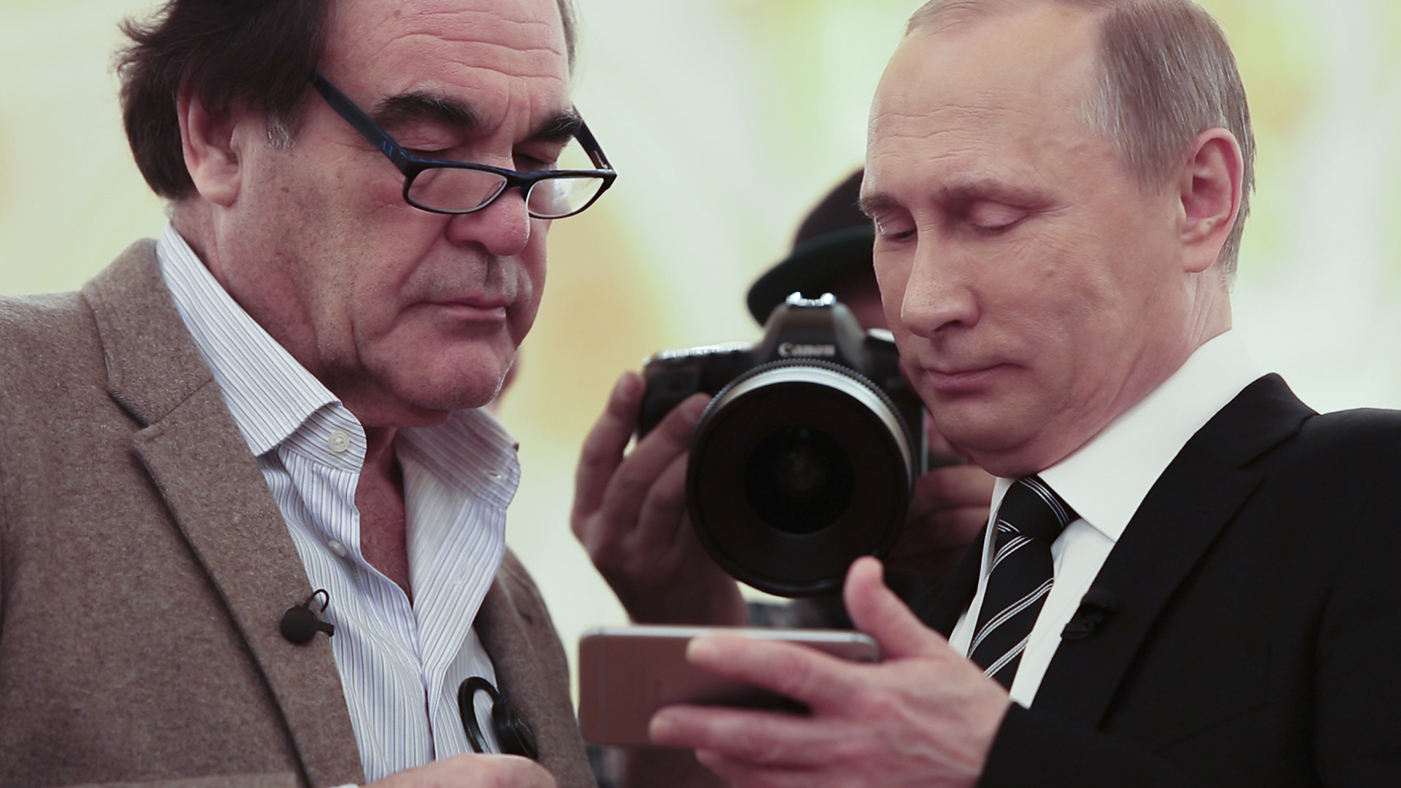 OLIVER STONE broni Putina w rozmowie z Billem Maherem. "Zdążyłem go dobrze poznać"
