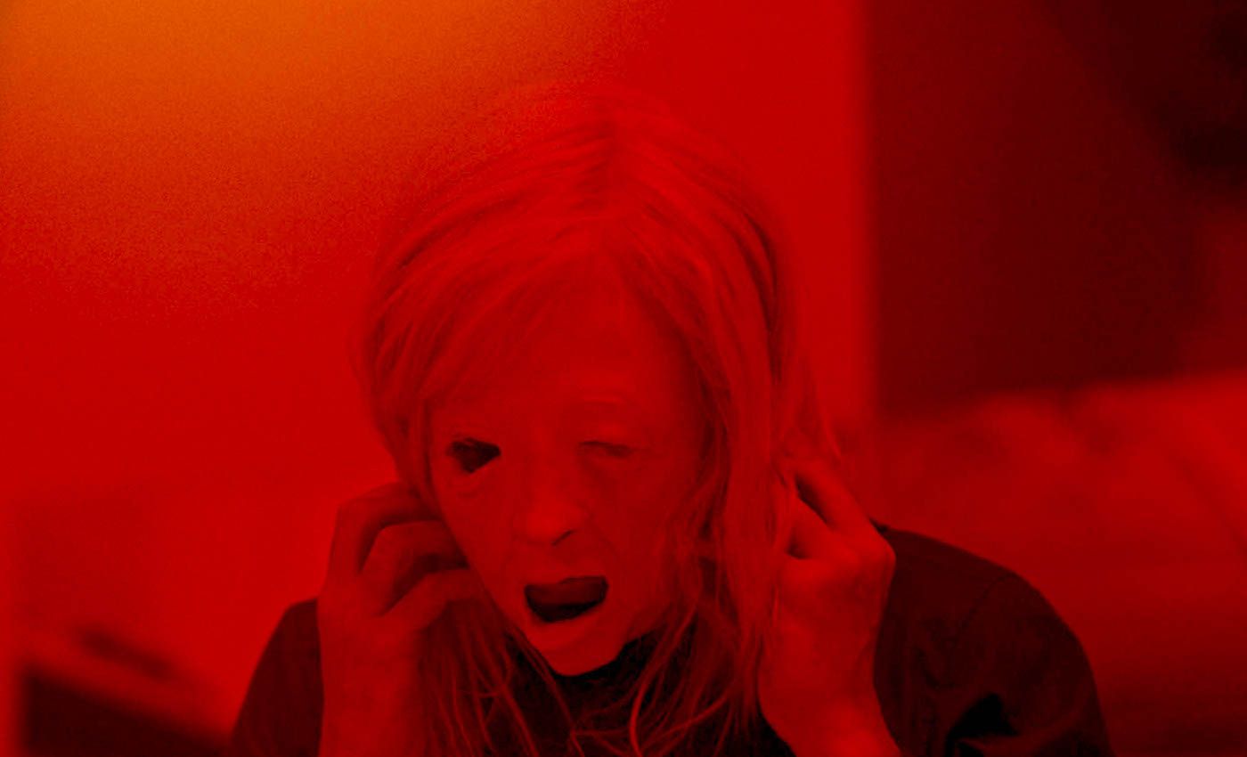 POSSESSOR. Thriller science fiction z bezlitosnym finałem