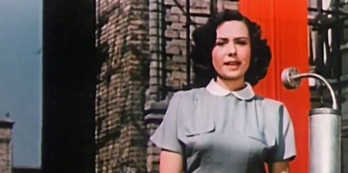 PRZYGODA NA MARIENSZTACIE. Pierwszy kolorowy polski film fabularny