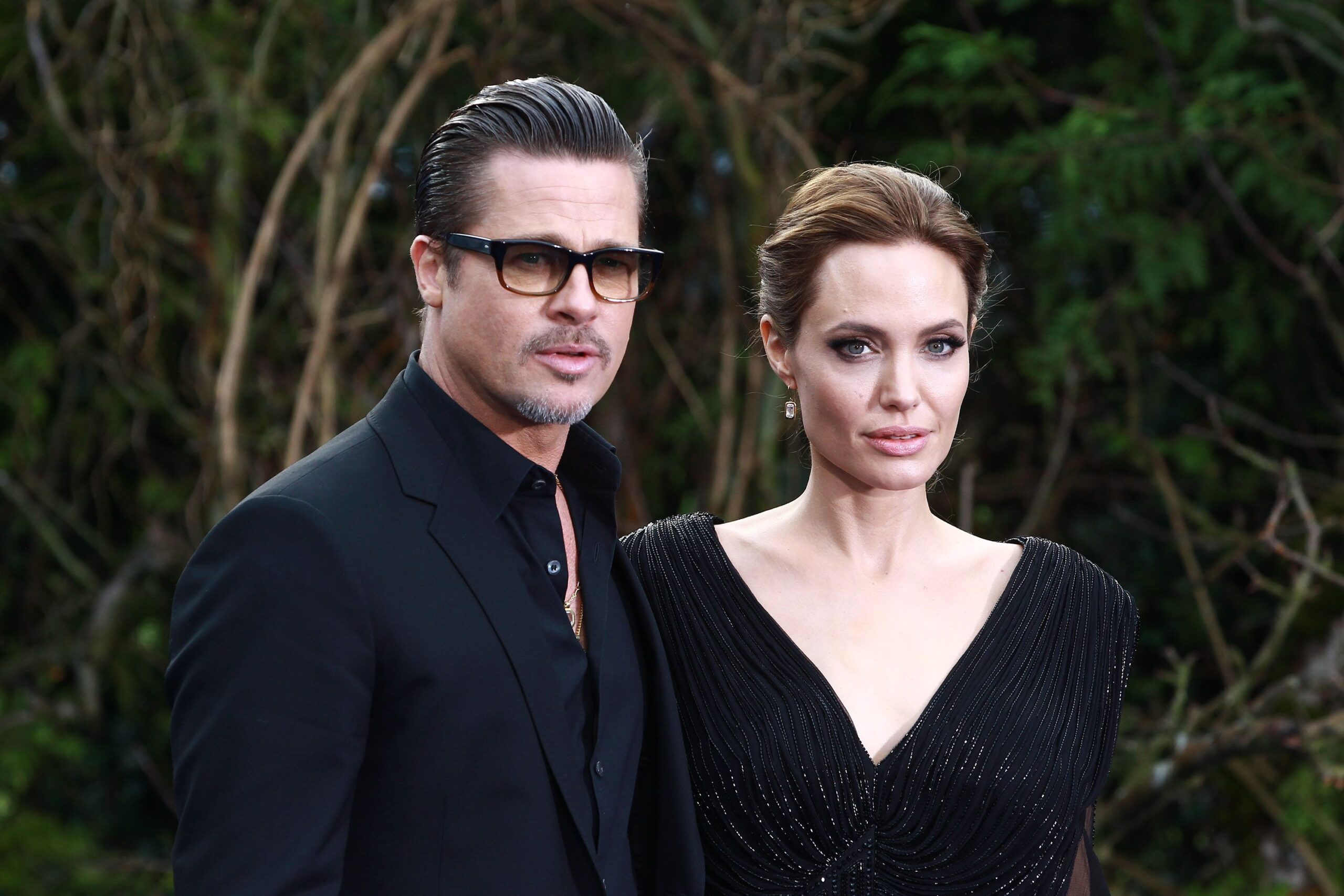 Prawnicy Jolie twierdzą, że Pitt stosował wobec niej przemoc już przed incydentem w samolocie
