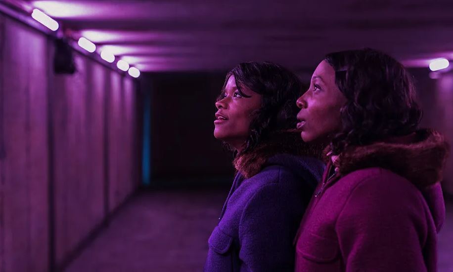 SILENT TWINS. Wsłuchaj się w ciszę