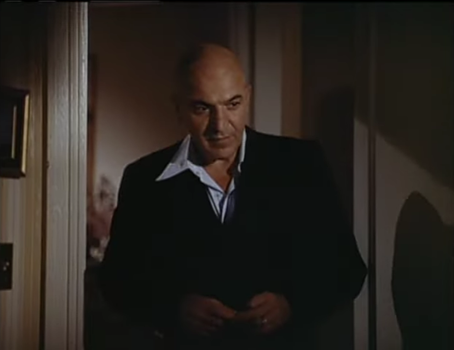 Telly Savalas jako Theo Kojack