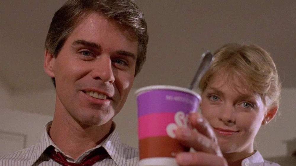 SUBSTANCJA. Ciągle aktualny satyryczny horror science fiction