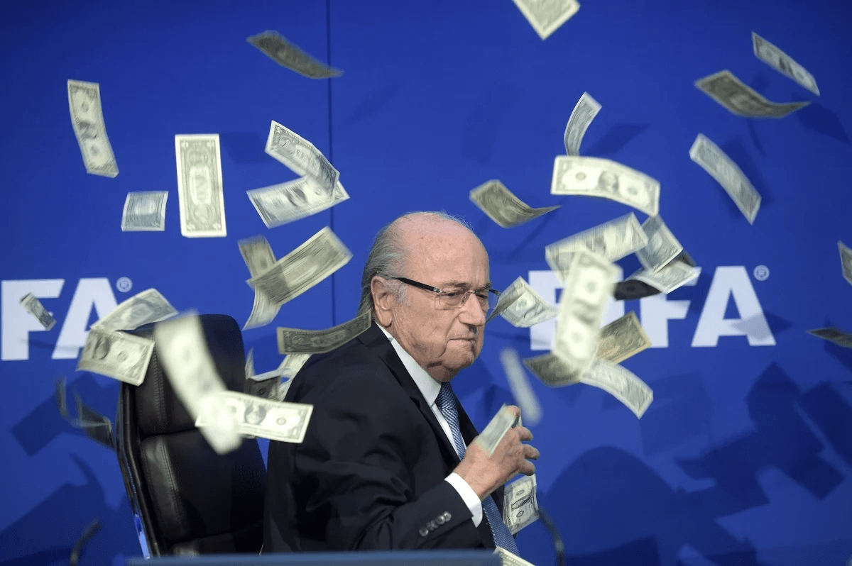 TAJEMNICE FIFA ujawniają przykrą PRAWDĘ o nas samych. Nowy dokument Netflixa szokuje