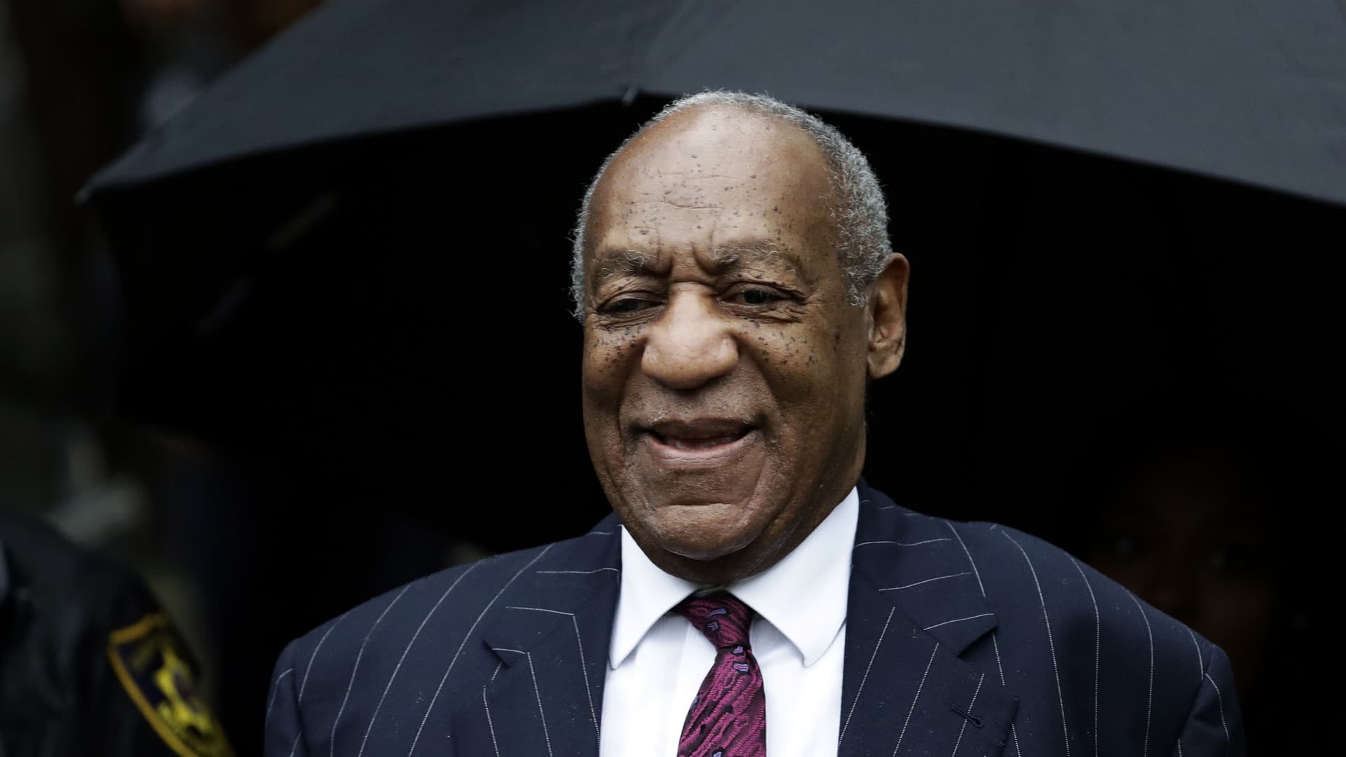 Uznany za winnego napaści seksualnej BILL COSBY nazywa wyrok "niezwykłym zwycięstwem"