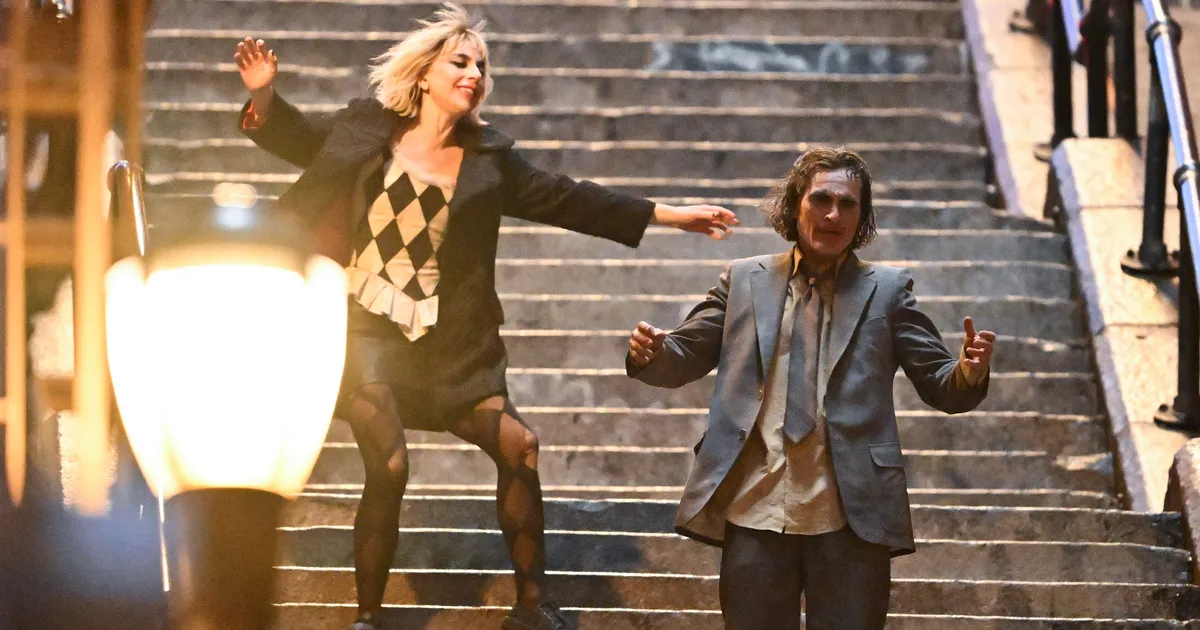 W filmie "Joker: Folie à Deux" usłyszymy covery co najmniej 15 popularnych piosenek? Nowe wieści