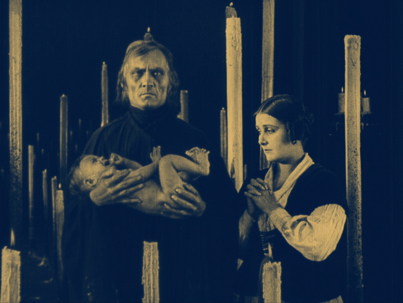 Bernhard Goetzke i Lil Dagover w filmie "Zmęczona śmierć" (1921)