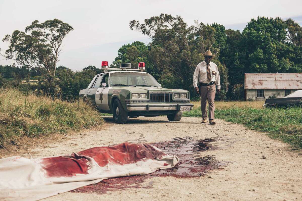 Zobaczcie scenę otwierającą horror X od studia A24