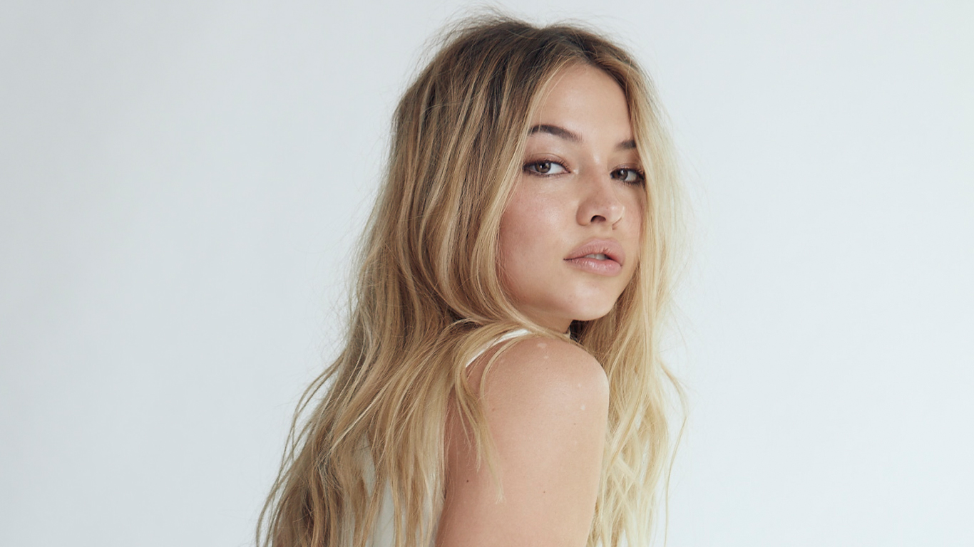 Actress Madelyn Cline Talks Creative Direction and Authenticity on Netflix's Outer Banks - V Magazine