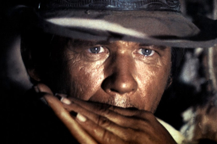 bond-3 | film.org.pl