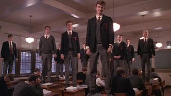 „Stowarzyszenie Umarłych Poetów”