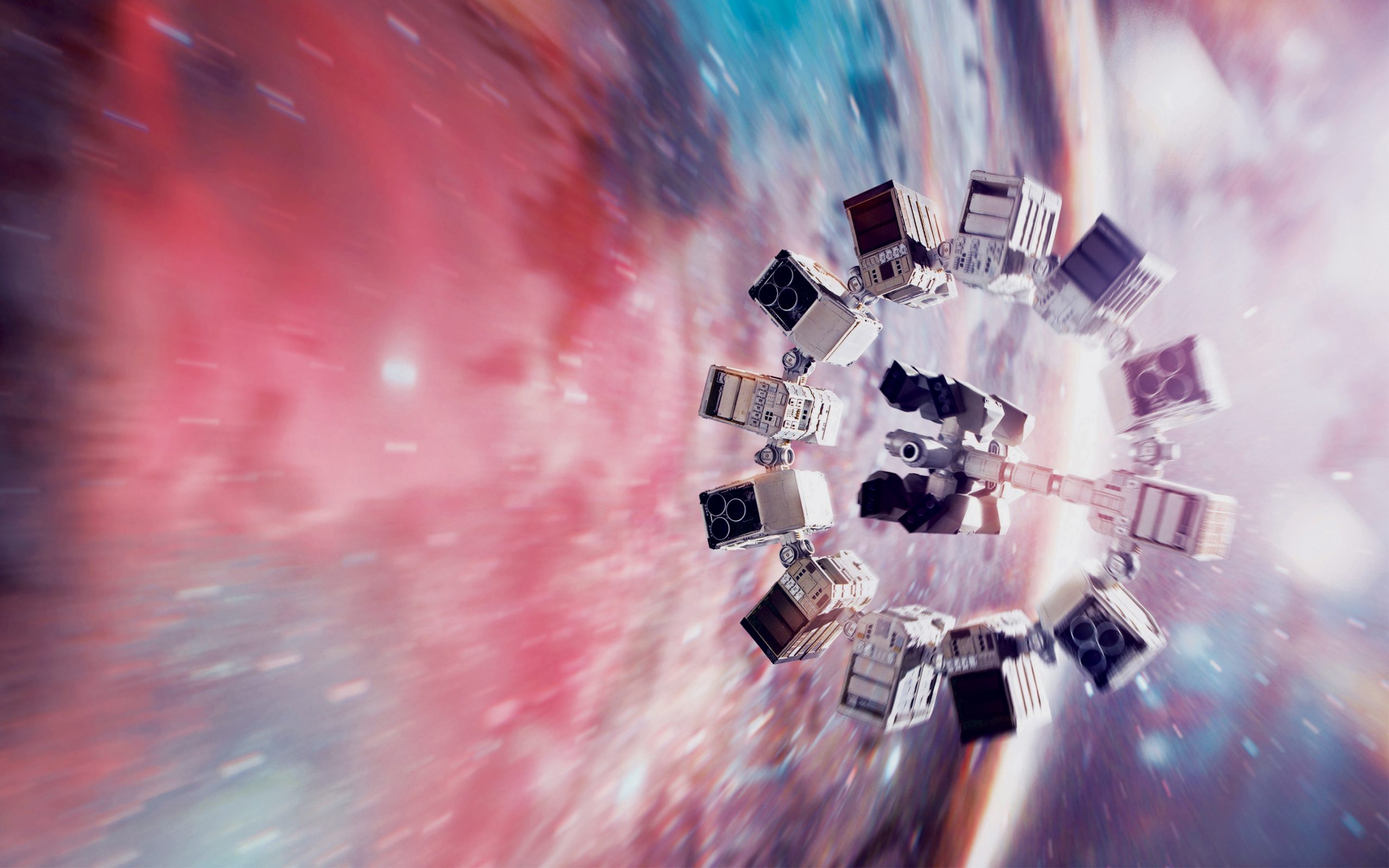 Dlaczego INTERSTELLAR to najlepszy film zeszłego roku? Ambitna podróż między fizyką a metafizyką