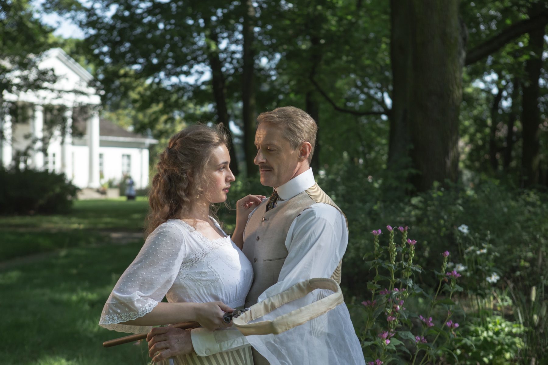 ETER. Łopatą w twarz od Zanussiego