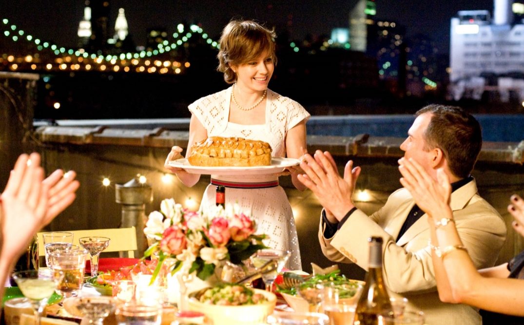 FILMOWE MENU. Piwo kremowe, Big Kahuna Burger i crème brûlée z "Amelii" na waszym stole