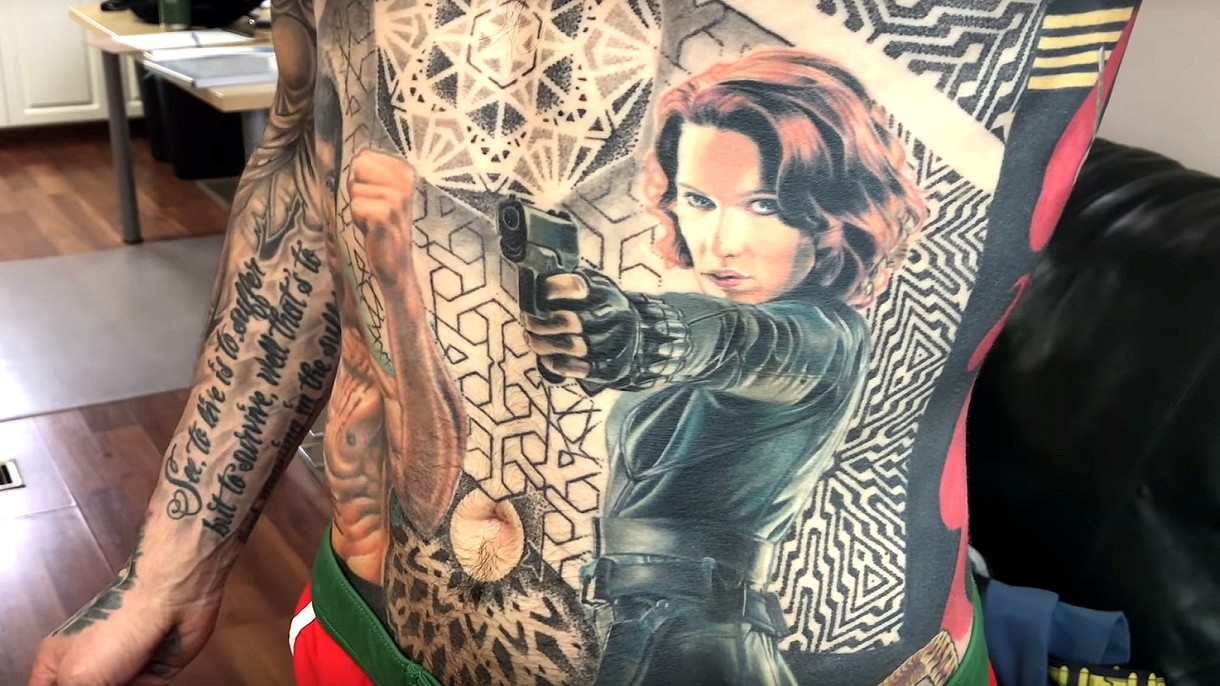 Fan z Kanady jest REKORDZISTĄ Guinnessa w liczbie wytatuowanych bohaterów MARVELA